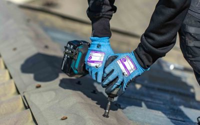 Peltikaton paikkaus 2025: tunnista vuoto, korjaa ja pinnoita